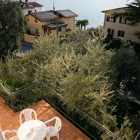 Apartament Iseolakerental - Casa La Rondine *