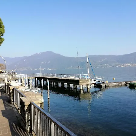 Iseolakerental - Casa La Rondine Apartament